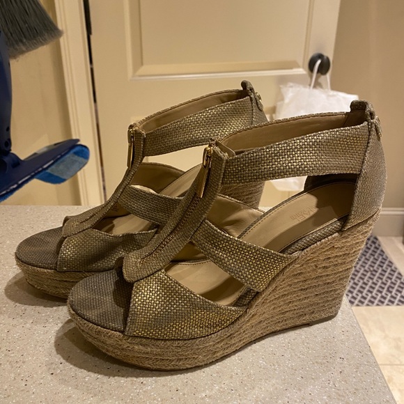 michael kors berkley wedge gold